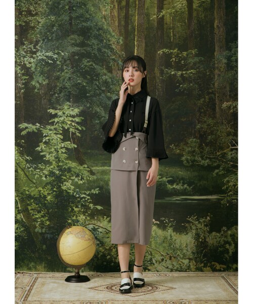 Marjorie（マージョリー）の「溪流淙淙，造型百摺七分傘袖綁帶襯衫（トップス・レディース・黑/杏/白・S/M）」の15枚目の写真