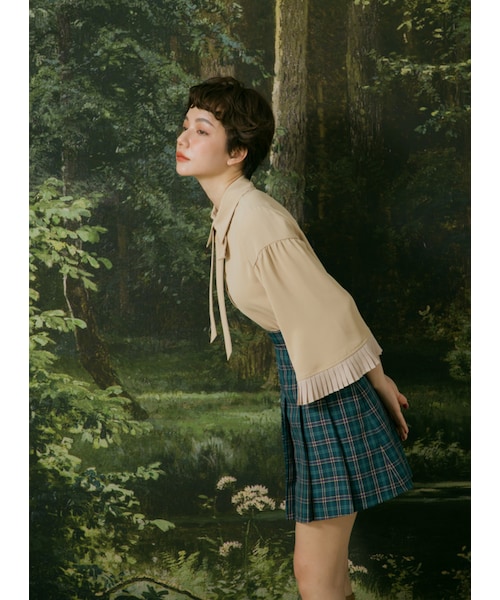 Marjorie（マージョリー）の「溪流淙淙，造型百摺七分傘袖綁帶襯衫（トップス・レディース・黑/杏/白・S/M）」の21枚目の写真