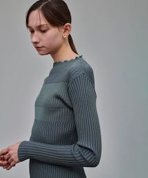 【美品】 UNITED TOKYO　クロスリブプルオーバー UNITED TOKYO（ユナイテッドトウキョウ）の「クロスリブプルオーバー