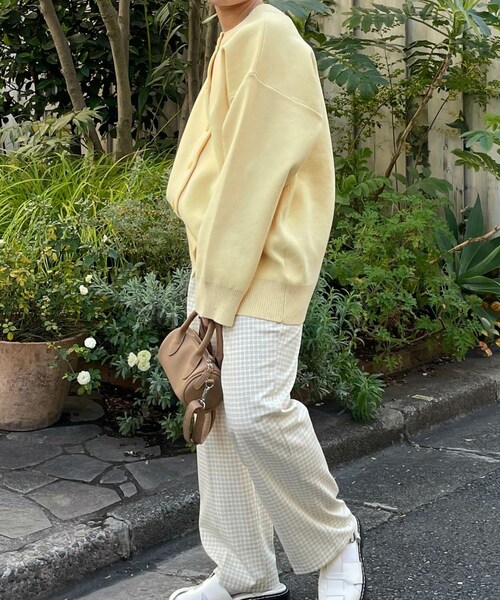 w closet(ダブルクローゼット)の「★先行予約★ニジュウス両A面クルーカーディガン【1月下旬入荷】(トップス・レディース・オフホワイト/イエロー/グリーン/Sイエロー/ブルー/オフ・FREE)」の19枚目の写真