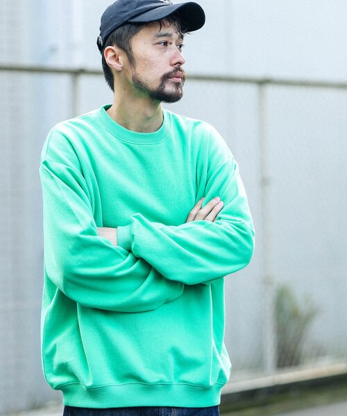 URBAN RESEARCH Sonny Label(アーバンリサーチサニーレーベル)の「ベーシックオーバースエットプルオーバー(その他・メンズ・オフ/イエロー/グリーン/ブラック/ロイヤルブルー・M/L)」の3枚目の写真