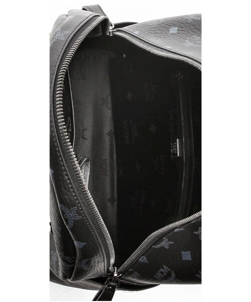 MCM（エムシーエム）の「MCM Stark Medium Sprinkle Stud Backpack（その他ベビー用品・レディース・Black・One Size）」の4枚目の写真