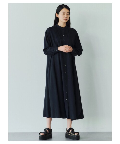 GARAGE OF GOOD CLOTHING（ガレージオブグッドクロージング）の「ピンタックヨークワンピース（ワンピース/ドレス・ホワイト/ベージュ/ネイビー・F）」の12枚目の写真