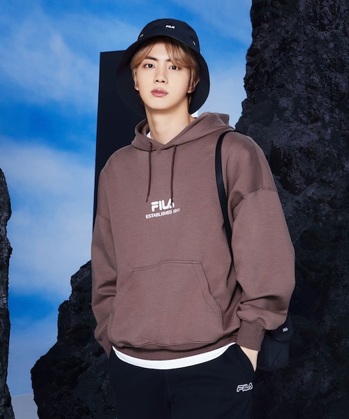 RASVOA(ラスボア)の「【FILA】グローバルアンバサダーBTS着用モデルスウェット(パーカー・レディース・ネイビー/ブラウン/グレー/ブラック・F)」の4枚目の写真