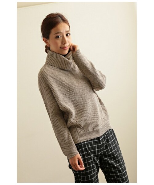 PARADIS TERRE（パラディテール）の「タートルニットプルオーバー