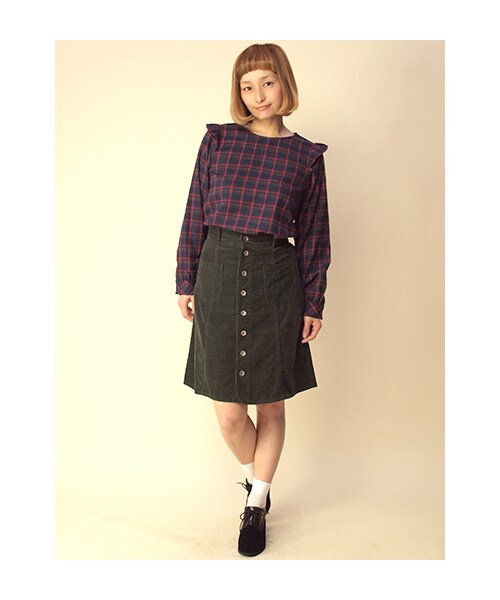 w closet(ダブルクローゼット)の「チェック肩フリル長袖プルオーバー(トップス・レディース・レッド/グリーン/ブルー・FREE)」の13枚目の写真