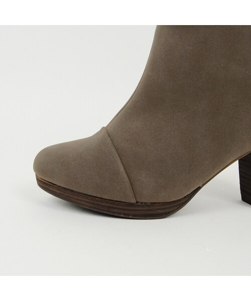 ORiental TRaffic(オリエンタルトラフィック)の「ボアショートブーツ(シューズ・レディース・ブラック/ブラウン・S/M/L/LL)」の4枚目の写真