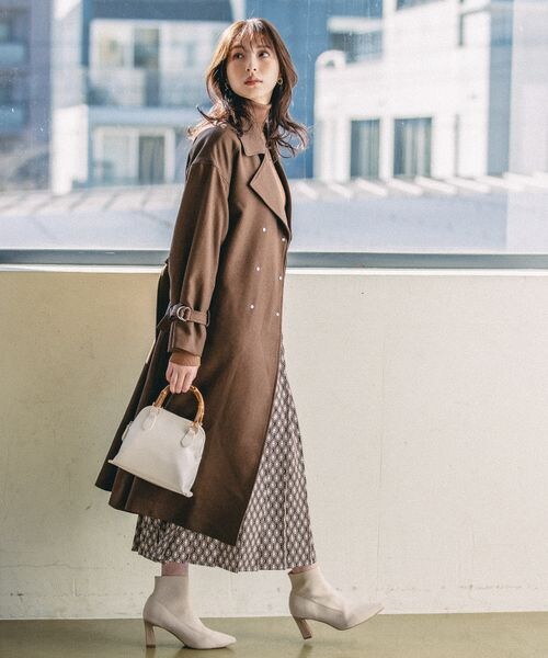 Andemiu（アンデミュウ）の「バンブーハンドルバッグ（バッグ・レディース・ブラック19/アイボリー52/ブルー80・F）」の8枚目の写真