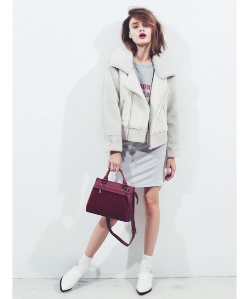 EMODA(エモダ)の「《 ViVi 12月号掲載商品 》TEDDY BOMBER CO(ジャケット/アウター・レディース・ホワイト/ブラック・F)」の7枚目の写真