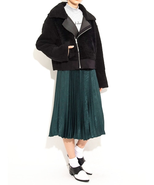 EMODA(エモダ)の「《 ViVi 12月号掲載商品 》TEDDY BOMBER CO(ジャケット/アウター・レディース・ホワイト/ブラック・F)」の9枚目の写真