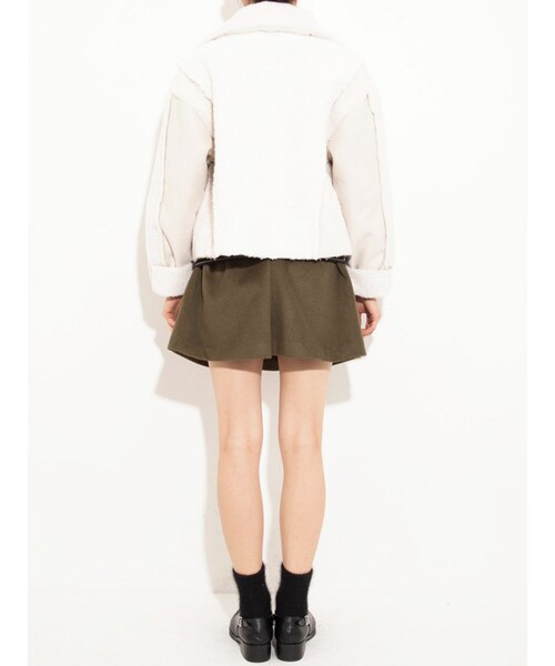 EMODA(エモダ)の「《 ViVi 12月号掲載商品 》TEDDY BOMBER CO(ジャケット/アウター・レディース・ホワイト/ブラック・F)」の10枚目の写真