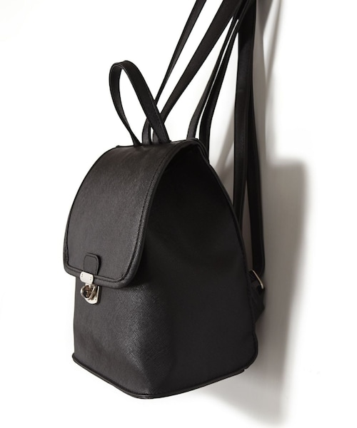 w closet（ダブルクローゼット）の「★先行予約★アソート柄ミニリュック【3月上旬入荷】（バッグ・レディース・ブラック/キャメル/チェッカー・FREE）」の7枚目の写真