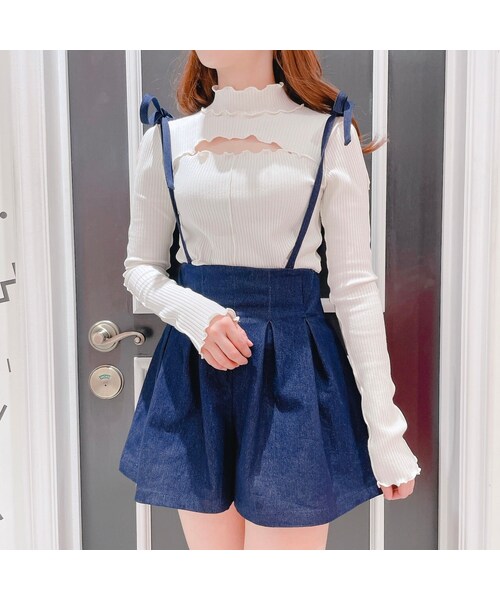 lilLilly（リルリリー）の「リボンデニムショートパンツ【2022S/S】（パンツ・レディース・LT BLUE/INDIGO/BLACK）」の2枚目の写真