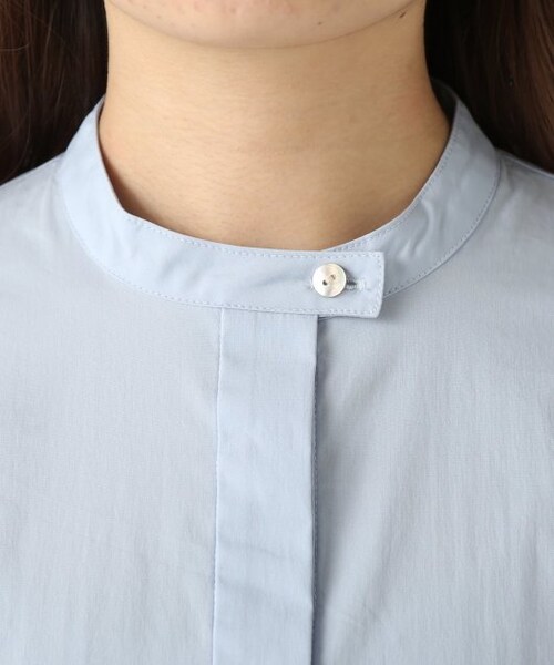 ENsMOL.（エンスモール）の「バンドカラーシャツチュニック（トップス・レディース・ブルー/オフシロ・FREE）」の9枚目の写真