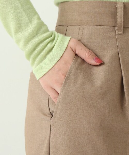 ENsMOL.（エンスモール）の「セミワイドパンツ（パンツ・レディース・ベージュ/オフシロ・S/XS）」の10枚目の写真