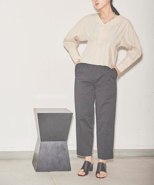 ENsMOL.（エンスモール）の「ツイルハイウエストパンツ（パンツ・レディース・クロ/ベージュ/オフシロ・S/XS）」の16枚目の写真