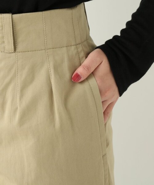ENsMOL.（エンスモール）の「ツイルハイウエストパンツ（パンツ・レディース・クロ/ベージュ/オフシロ・S/XS）」の11枚目の写真
