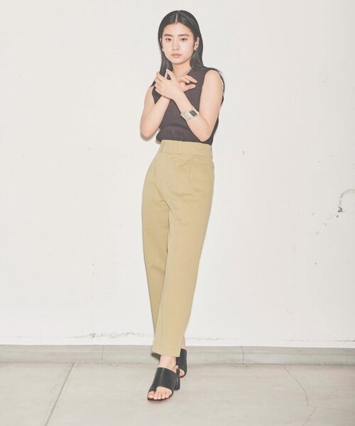 ENsMOL.（エンスモール）の「ツイルハイウエストパンツ（パンツ・レディース・クロ/ベージュ/オフシロ・S/XS）」の2枚目の写真