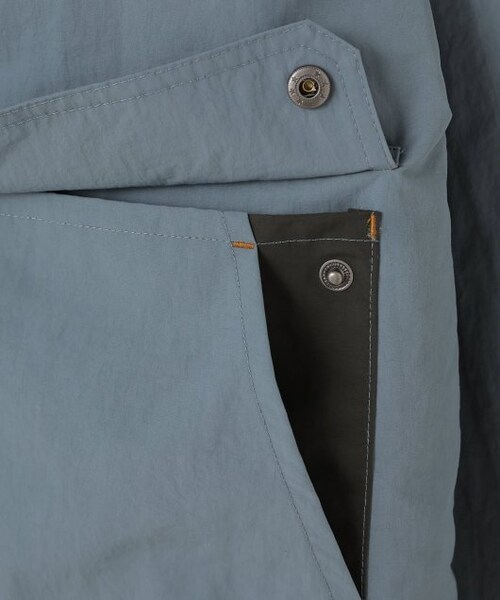 DOUBLE NAME（ダブルネーム）の「リバーシブルマウンテンパーカーブルゾン（ジャケット/アウター・レディース・サックス/ベージュ/スミクロ・FREE）」の8枚目の写真