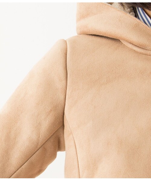 LE JUN（ルジュン）の「フェイクムートンフーデットブルゾン（ブルゾン・レディース・オフホワイト/ベージュ・S/M）」の7枚目の写真