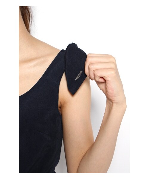 LIMITLESS LUXURY（リミットレスラグジュアリー）の「【店頭人気追加商品】ショルダーリボングログランペプワンピース（ワンピース・レディース・ブラック/ネイビー・36/38）」の9枚目の写真