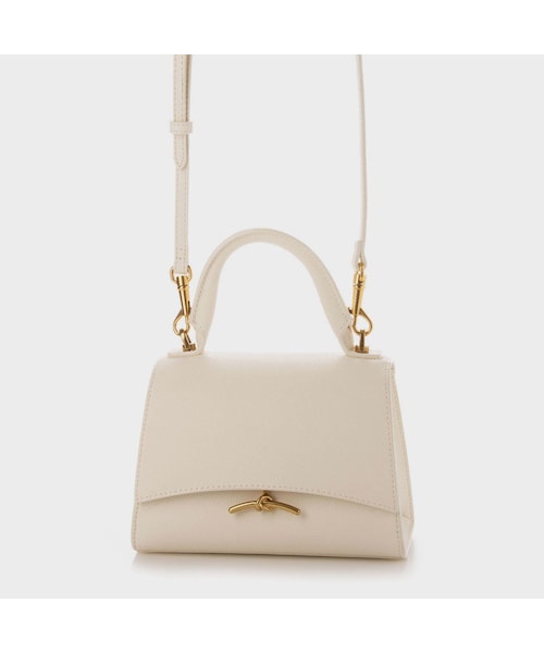 CHARLES & KEITH(チャールズ & キース)の「【2022 SPRING 新作】ハクスリーメタリック プッシュロックトップハンドル / Huxley Metallic Push-Lock Top Handle Bag ((その他・レディース・Cream・S/FREE)」の6枚目の写真