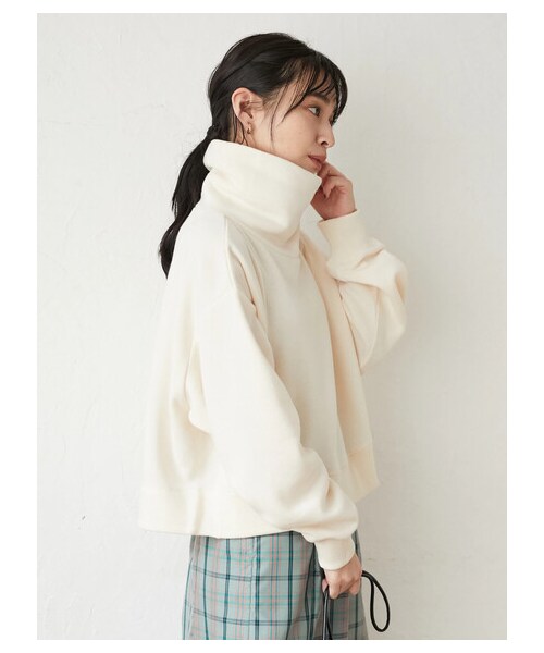 Green Parks(グリーンパークス)の「・ELENCARE DUEオフタートルキモウプルオーバー(トップス・オフホワイト/ピンク/グリーン/ネイビー・F)」の5枚目の写真