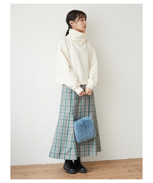 Green Parks(グリーンパークス)の「・ELENCARE DUEオフタートルキモウプルオーバー(トップス・オフホワイト/ピンク/グリーン/ネイビー・F)」の2枚目の写真