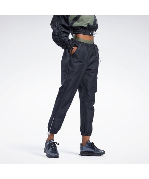 Reebok（リーボック）の「カーディ・B パンツ / Cardi B Pants（パンツ・ハンターグリーン(H59321)/ブラック(HA2708)/サンディーローズ(HD4768)・S/M/L）」の9枚目の写真