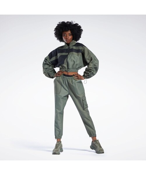 Reebok（リーボック）の「カーディ・B パンツ / Cardi B Pants（パンツ・ハンターグリーン(H59321)/ブラック(HA2708)/サンディーローズ(HD4768)・S/M/L）」の3枚目の写真