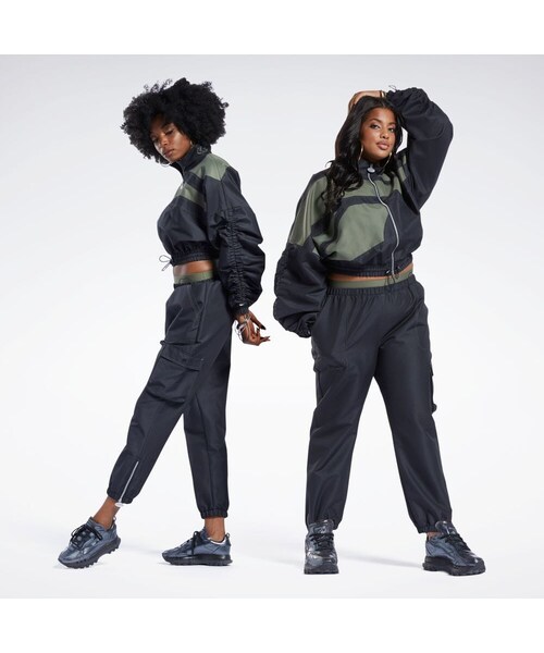 Reebok（リーボック）の「カーディ・B パンツ / Cardi B Pants（パンツ・ハンターグリーン(H59321)/ブラック(HA2708)/サンディーローズ(HD4768)・S/M/L）」の10枚目の写真