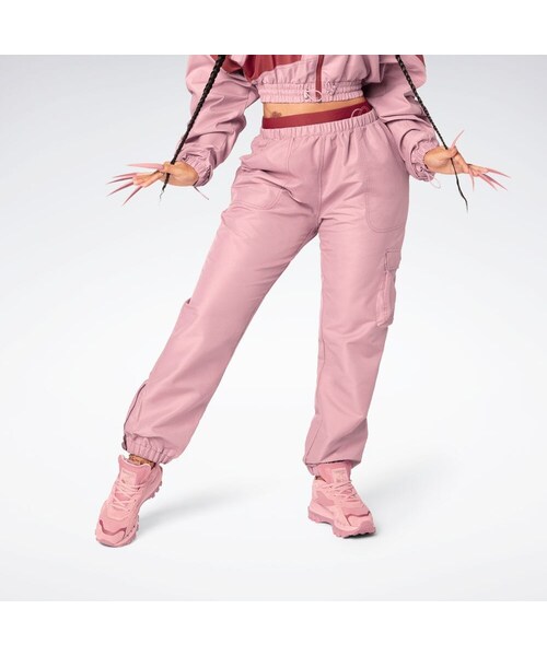 Reebok（リーボック）の「カーディ・B パンツ / Cardi B Pants（パンツ・ハンターグリーン(H59321)/ブラック(HA2708)/サンディーローズ(HD4768)・S/M/L）」の17枚目の写真