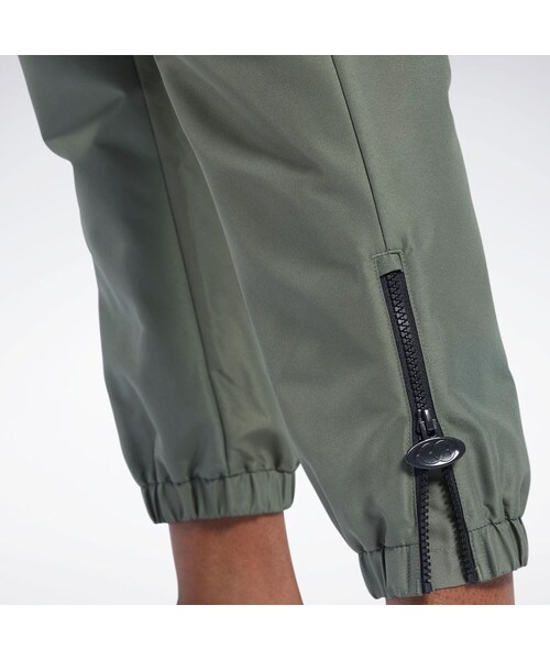 Reebok（リーボック）の「カーディ・B パンツ / Cardi B Pants（パンツ・ハンターグリーン(H59321)/ブラック(HA2708)/サンディーローズ(HD4768)・S/M/L）」の7枚目の写真
