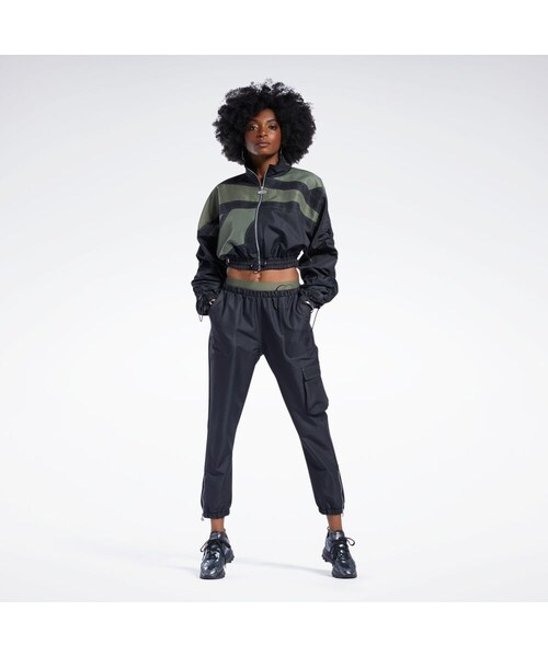 Reebok（リーボック）の「カーディ・B パンツ / Cardi B Pants（パンツ・ハンターグリーン(H59321)/ブラック(HA2708)/サンディーローズ(HD4768)・S/M/L）」の11枚目の写真