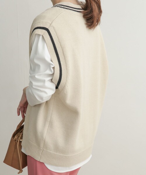 URBAN RESEARCH DOORS(アーバンリサーチドアーズ)の「Vネックニットベスト(その他・レディース・BEIGE×NVY/BEIGE・1)」の20枚目の写真