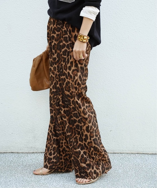 Deuxieme Classe（ドゥーズィエムクラス）の「追加 leopard easy パンツ（パンツ・ブラウン B/(022)/36/在庫あり/38）」の2枚目の写真