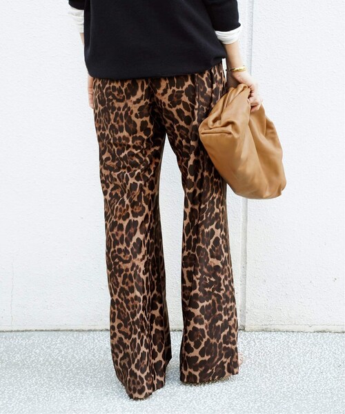 Deuxieme Classe（ドゥーズィエムクラス）の「追加 leopard easy パンツ（パンツ・ブラウン B/(022)/36/在庫あり/38）」の3枚目の写真