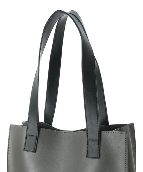 koe(コエ)の「フロントポケットスクエアトート(その他・アイボリー/チャコールグレー/グレーベージュ・F)」の13枚目の写真