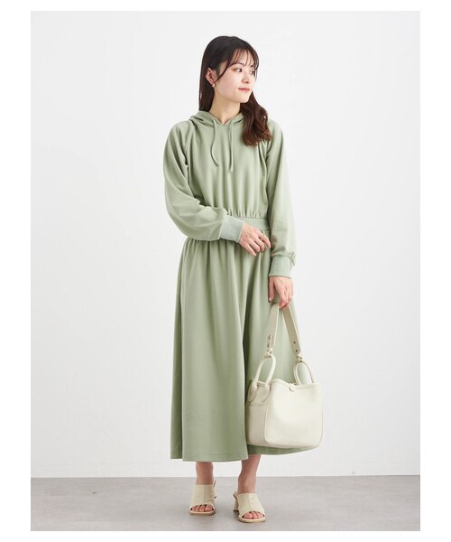 Green　Parks（グリーンパークス）の「【予約】armonia.フード付きカットワンピース（ワンピース/ドレス・ブラック/ベージュ/グリーン・F）」の13枚目の写真