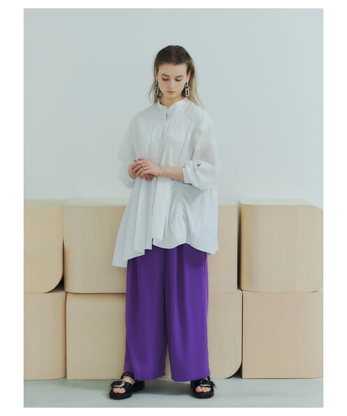 YECCA VECCA(イェッカヴェッカ)の「タックデザインワイドパンツ(パンツ・ブラック/ベージュ/グレーベージュ/パープル・F)」の1枚目の写真