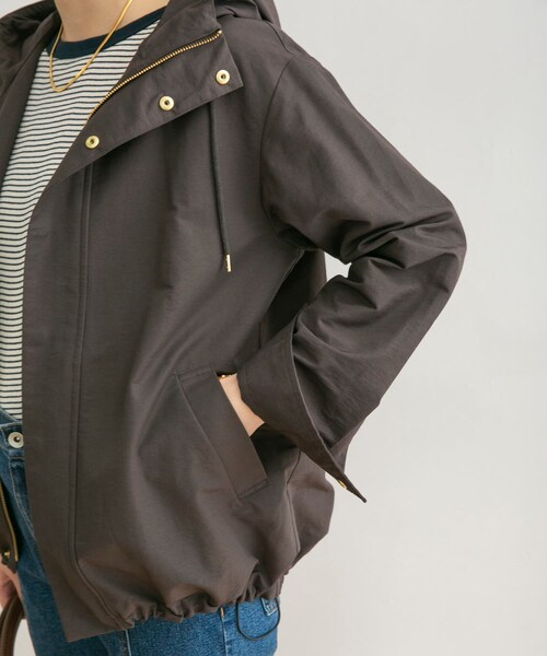 URBAN RESEARCH(アーバンリサーチ)の「羅緞尼龍連帽外套(ジャケット/アウター・レディース・炭灰色/駝色・FREE)」の19枚目の写真