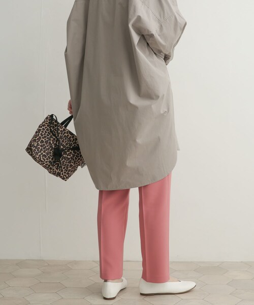 URBAN RESEARCH DOORS（アーバンリサーチドアーズ）の「カラーストレッチトラウザー（その他・レディース・GREEN/PINK/BLUE・0/1）」の11枚目の写真