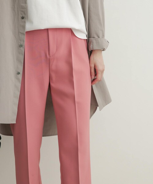 URBAN RESEARCH DOORS（アーバンリサーチドアーズ）の「カラーストレッチトラウザー（その他・レディース・GREEN/PINK/BLUE・0/1）」の4枚目の写真