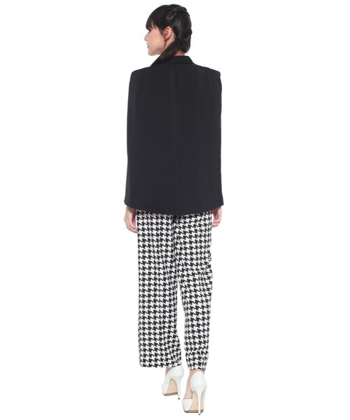 Love,Bonito（ラブボニート）の「COVET Eve Cape Blazer（その他・レディース・Black/White・L/M/S/XL/XS）」の8枚目の写真