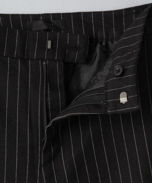 JEANASIS（ジーナシス）の「ピンストタックトラウザー（パンツ・レディース・ブラック/キャメル/ネイビー・S/M）」の8枚目の写真