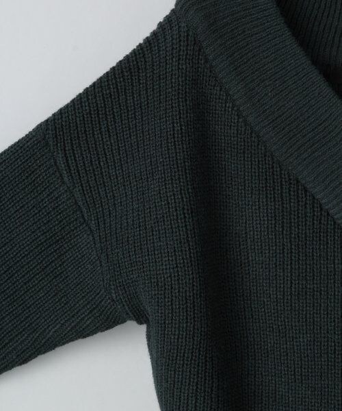 JEANASIS(ジーナシス)の「7GアゼオフショルVプルオーバー(トップス・レディース・ベージュ/ブラック/グレー/ダークグリーン・FREE)」の8枚目の写真