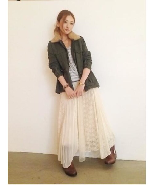 Ungrid(アングリッド)の「ファー衿ミリタリーコート(ジャケット/アウター・レディース・カーキ/キャメル・S/M)」の5枚目の写真