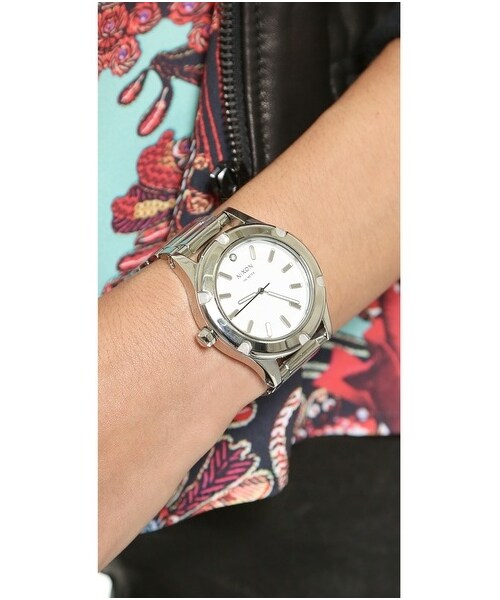 NIXON(ニクソン)の「Nixon Camden Watch(アナログ腕時計・レディース・Silver/White・One Size)」の3枚目の写真