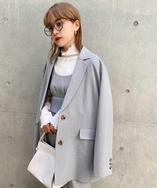 one after another NICE CLAUP（ワンアフターアナザーナイスクラップ）の「【SET UPで着られる】美シルエットテーラードジャケット（テーラードジャケット・レディース・ベージュ/モカ/グレー系その他・0）」の3枚目の写真