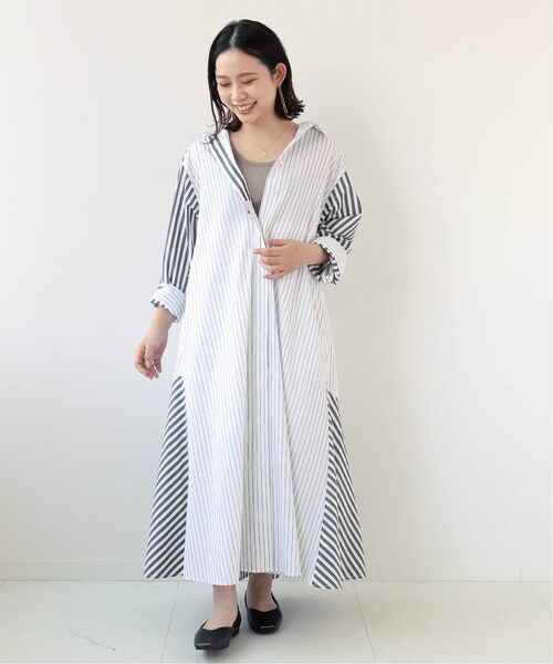B.C STOCK(ベーセーストック)の「《予約》ストライプパターンシャツワンピース◆(ワンピース/ドレス・ブラック/(001)/フリー/在庫あり)」の4枚目の写真